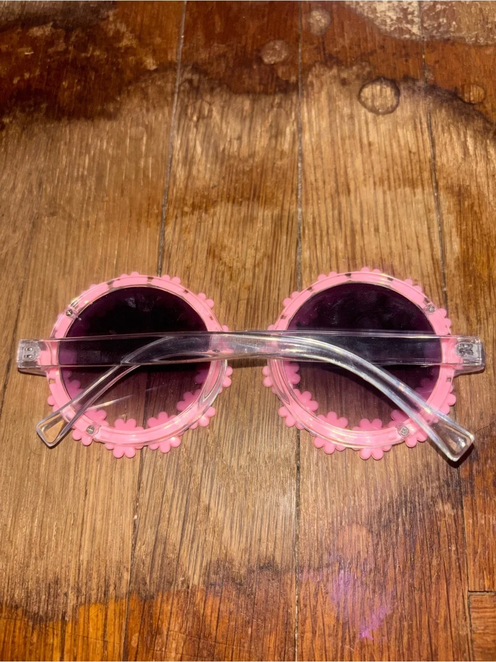 Pink and Daisy Round Sunglasses